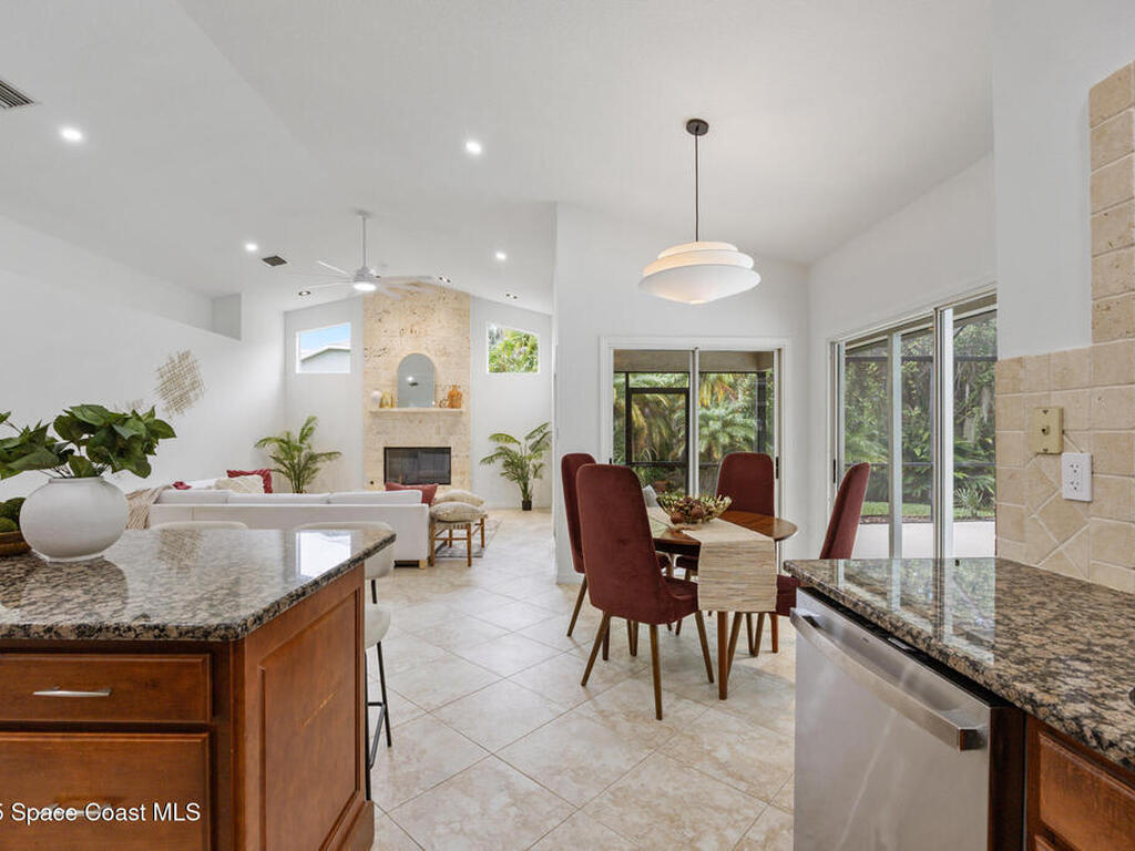 8014 Glastonbury Place, Melbourne, FL 32940