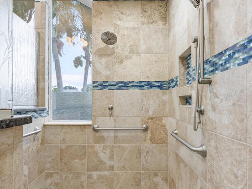 8014 Glastonbury Place, Melbourne, FL 32940