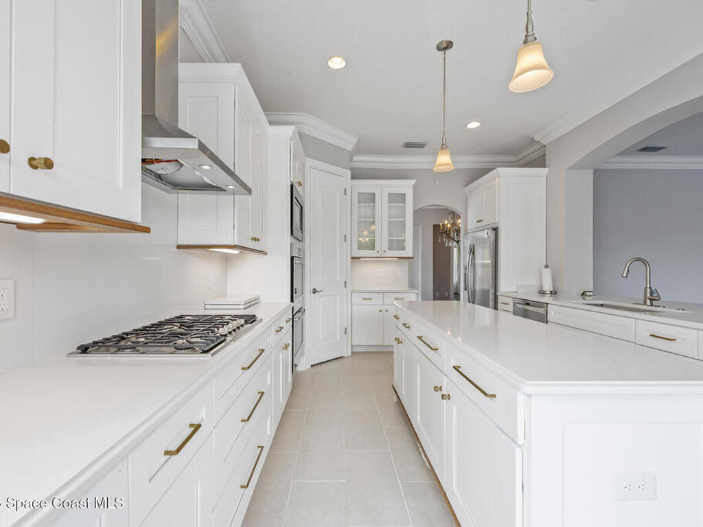 3326 Peninsula Circle, Melbourne, FL 32940