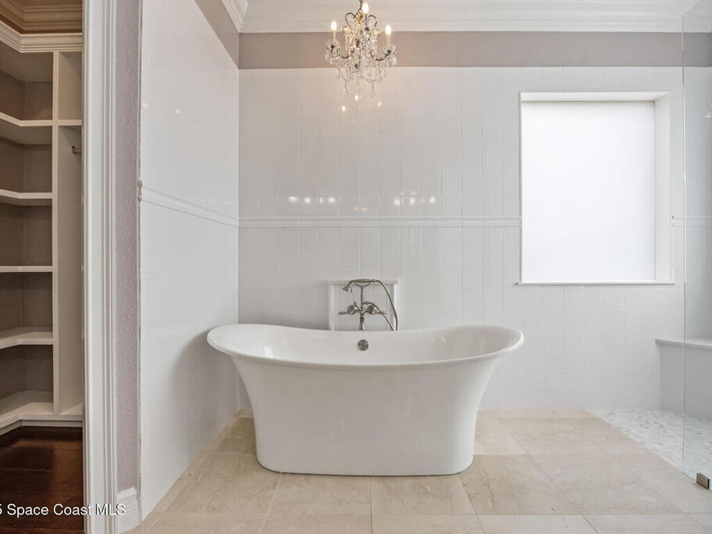 3326 Peninsula Circle, Melbourne, FL 32940