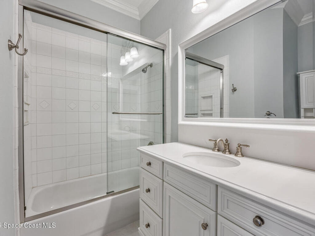 3326 Peninsula Circle, Melbourne, FL 32940