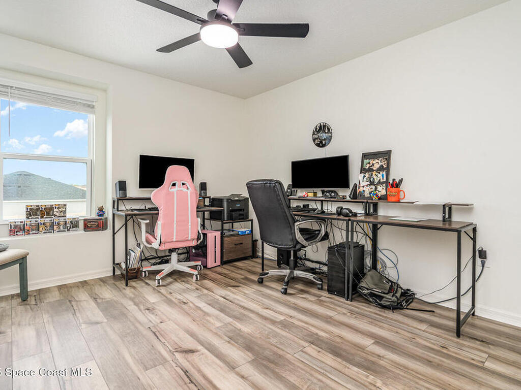 506 Glaspell Circle, Palm Bay, FL 32909