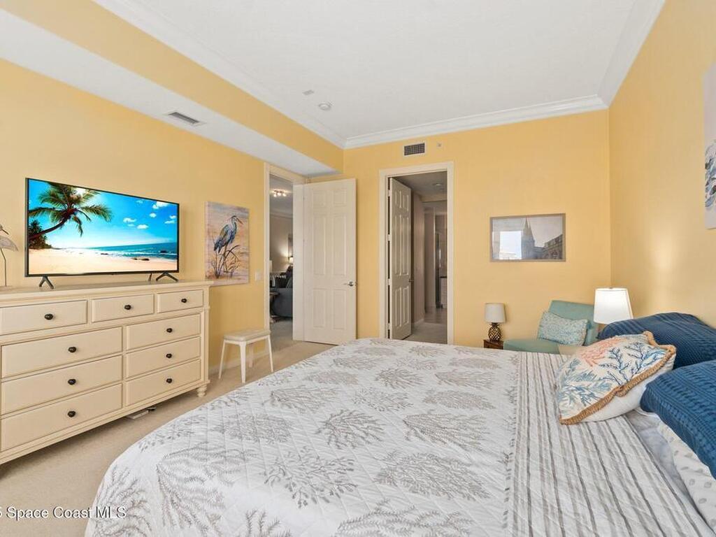 17 Harbour Isle Drive, Hutchinson Island, FL 34949