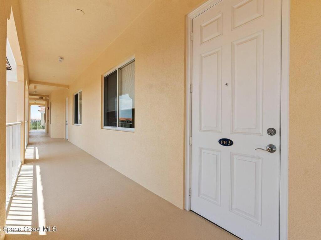 17 Harbour Isle Drive, Hutchinson Island, FL 34949