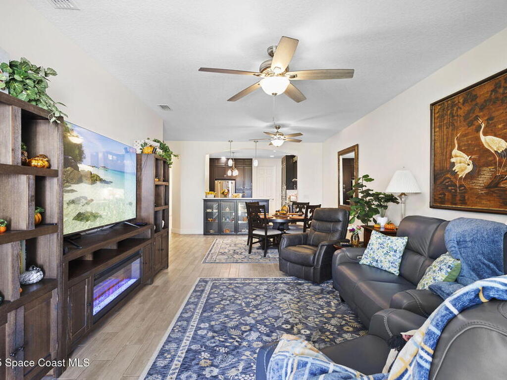 7783 Loren Drive, Melbourne, FL 32940