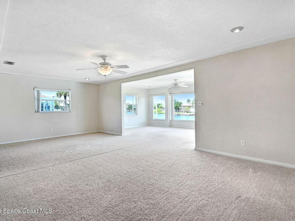 159 Antigua Drive, Cocoa Beach, FL 32931