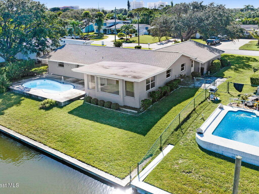 159 Antigua Drive, Cocoa Beach, FL 32931