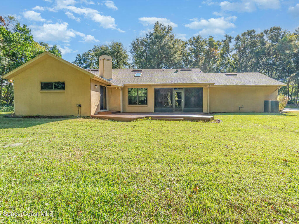 1554 E Silver Hammock, DeLand, FL 32720