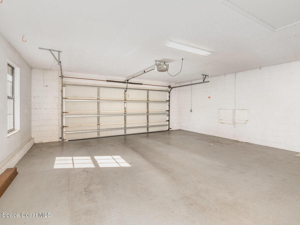 1554 E Silver Hammock, DeLand, FL 32720