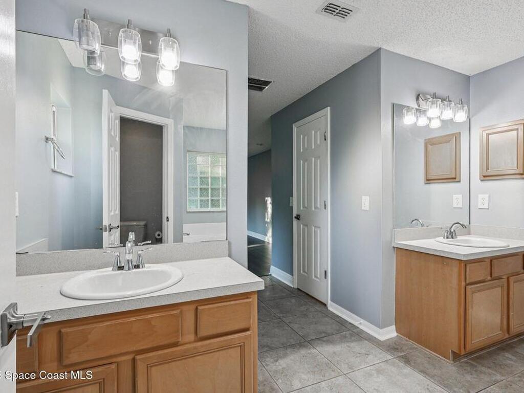 1315 Washburn Street, Palm Bay, FL 32909