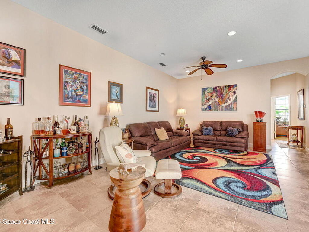 560 Casa Bella Drive, Cape Canaveral, FL 32920