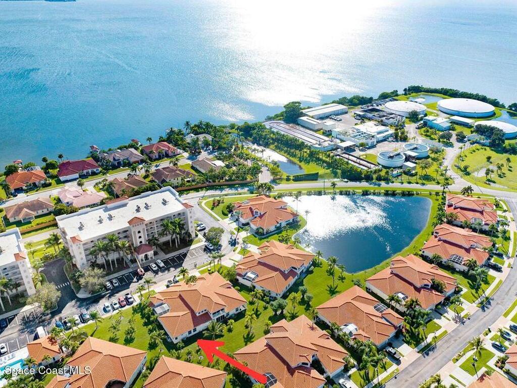 560 Casa Bella Drive, Cape Canaveral, FL 32920