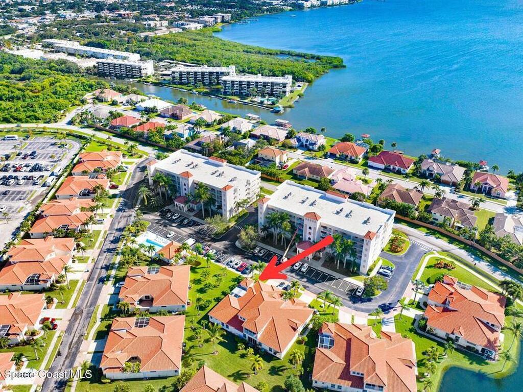 560 Casa Bella Drive, Cape Canaveral, FL 32920