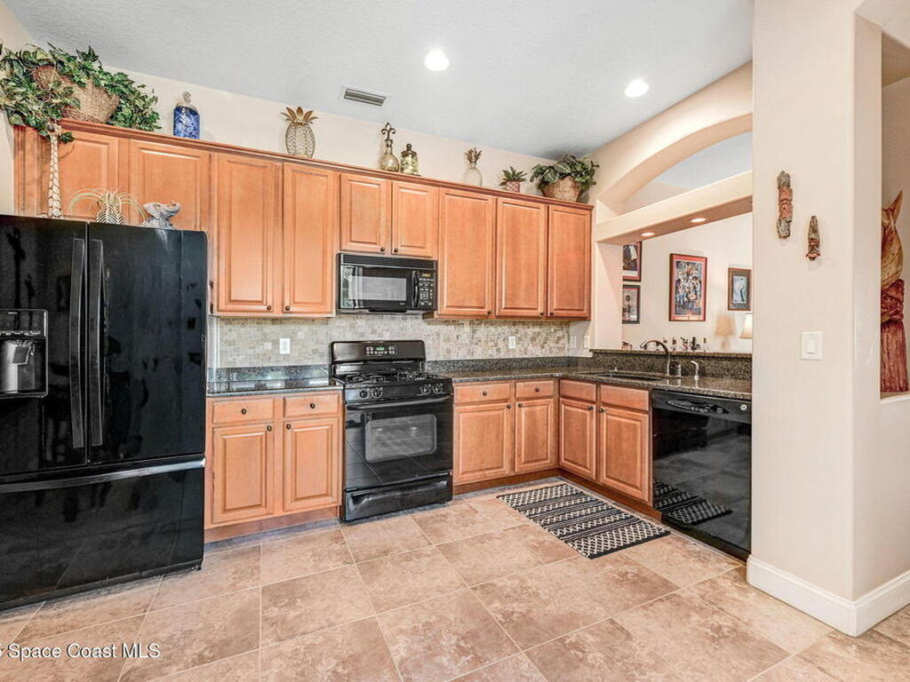 560 Casa Bella Drive, Cape Canaveral, FL 32920