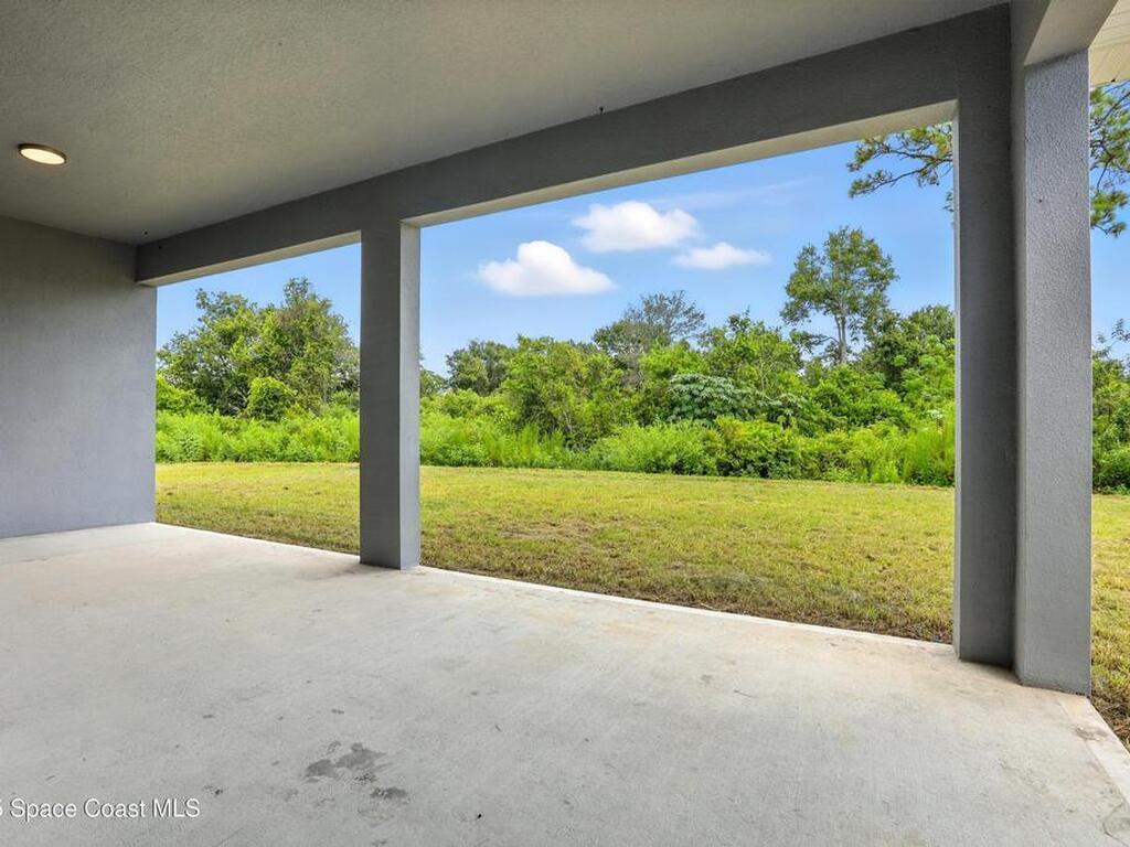 693 Akola Terrace, Palm Bay, FL 32908