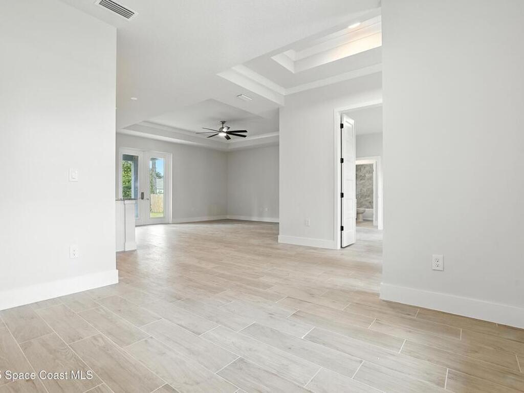 693 Akola Terrace, Palm Bay, FL 32908