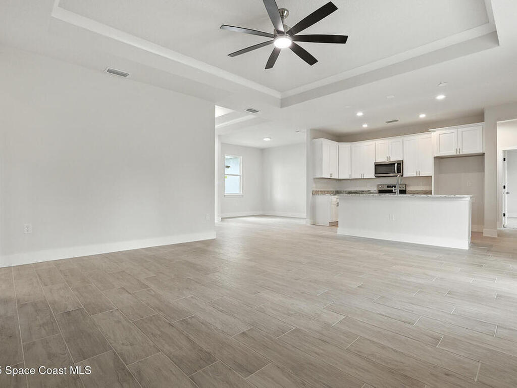 693 Akola Terrace, Palm Bay, FL 32908