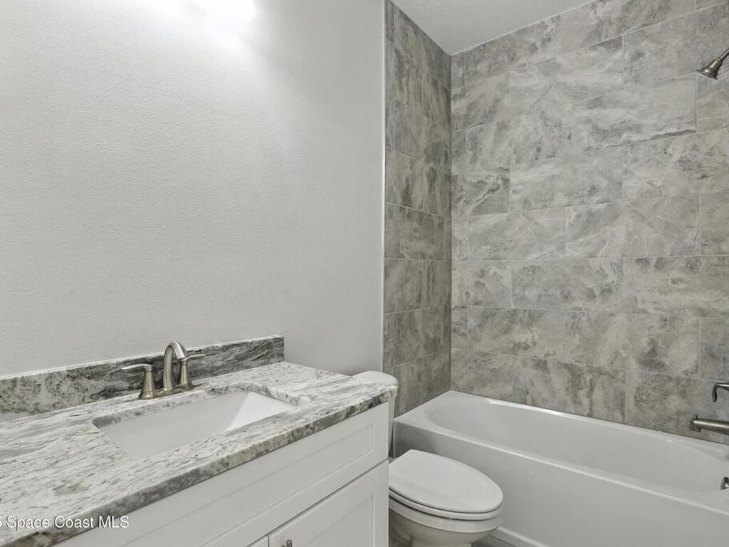 2762 Flintstone Avenue, Palm Bay, FL 32909