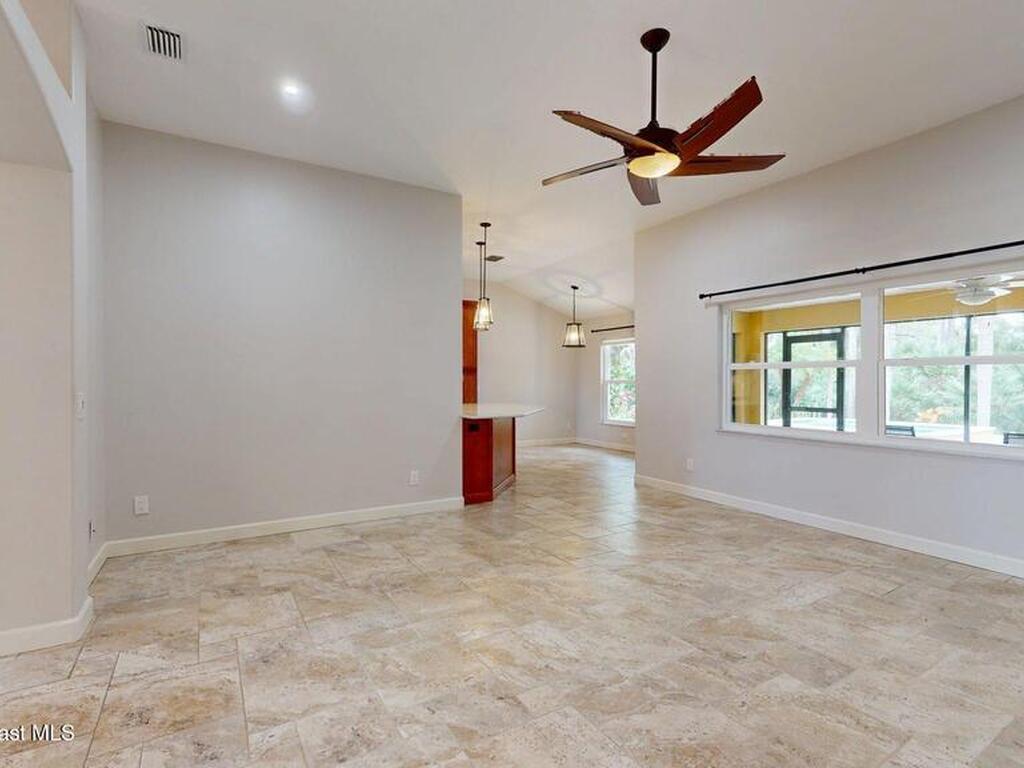 4580 Hunters Run Circle, Grant, FL 32949