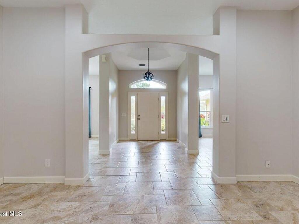 4580 Hunters Run Circle, Grant, FL 32949