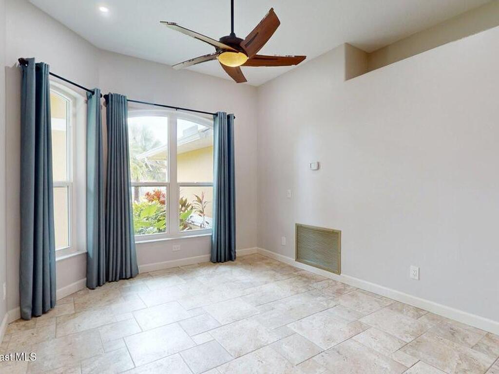 4580 Hunters Run Circle, Grant, FL 32949