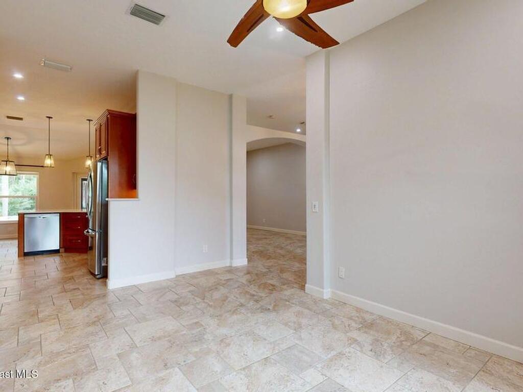 4580 Hunters Run Circle, Grant, FL 32949