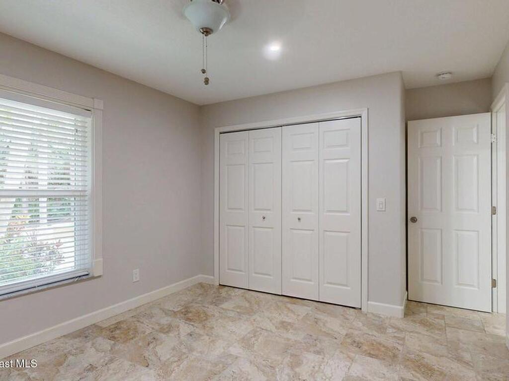 4580 Hunters Run Circle, Grant, FL 32949