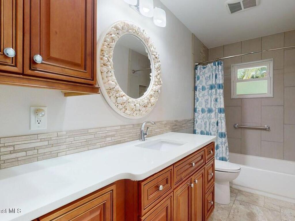 4580 Hunters Run Circle, Grant, FL 32949