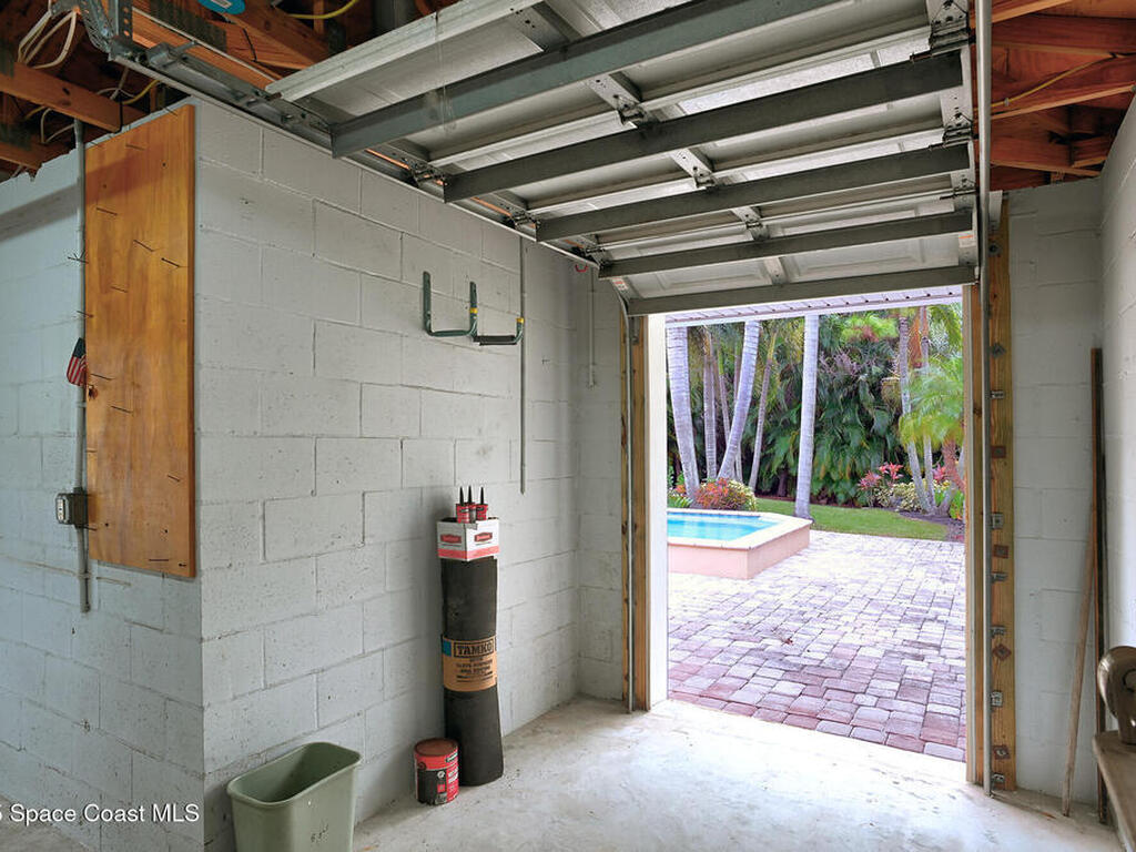 4580 Hunters Run Circle, Grant, FL 32949