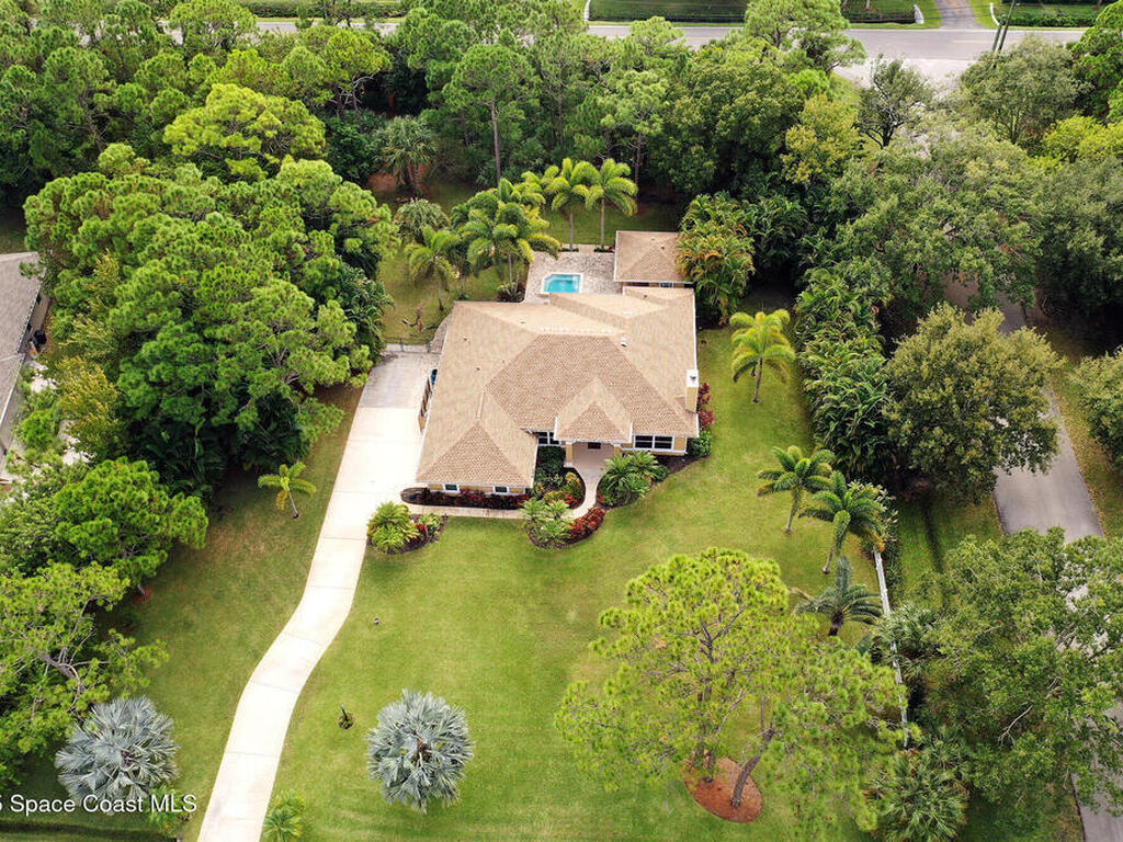 4580 Hunters Run Circle, Grant, FL 32949