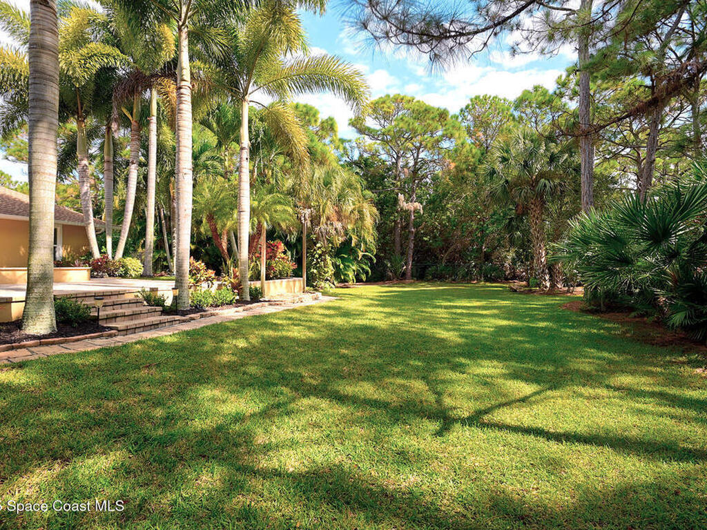 4580 Hunters Run Circle, Grant, FL 32949