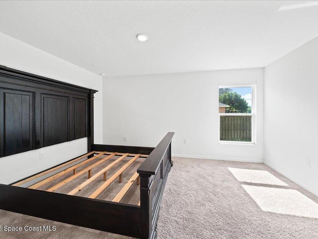 2528 Fleming Avenue, Palm Bay, FL 32908