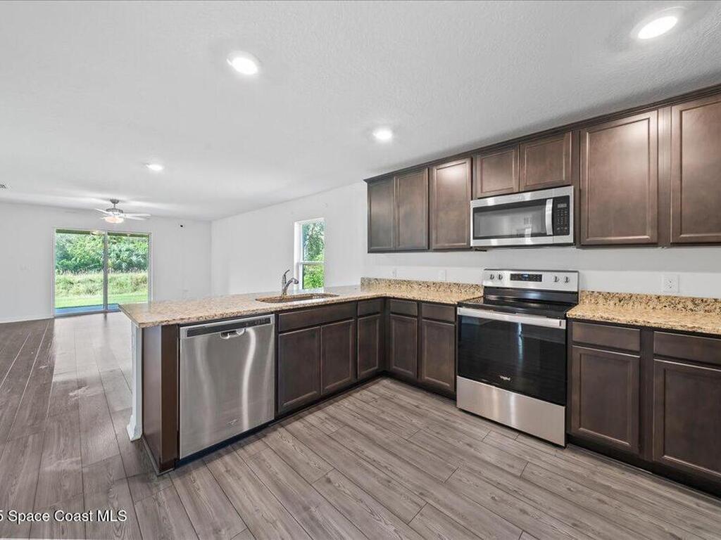 2528 Fleming Avenue, Palm Bay, FL 32908