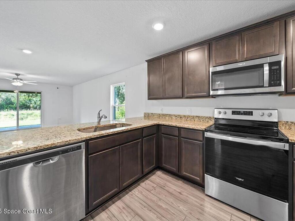 2528 Fleming Avenue, Palm Bay, FL 32908