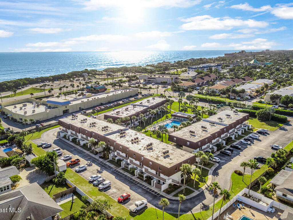 180 Paradise Boulevard, Indialantic, FL 32903