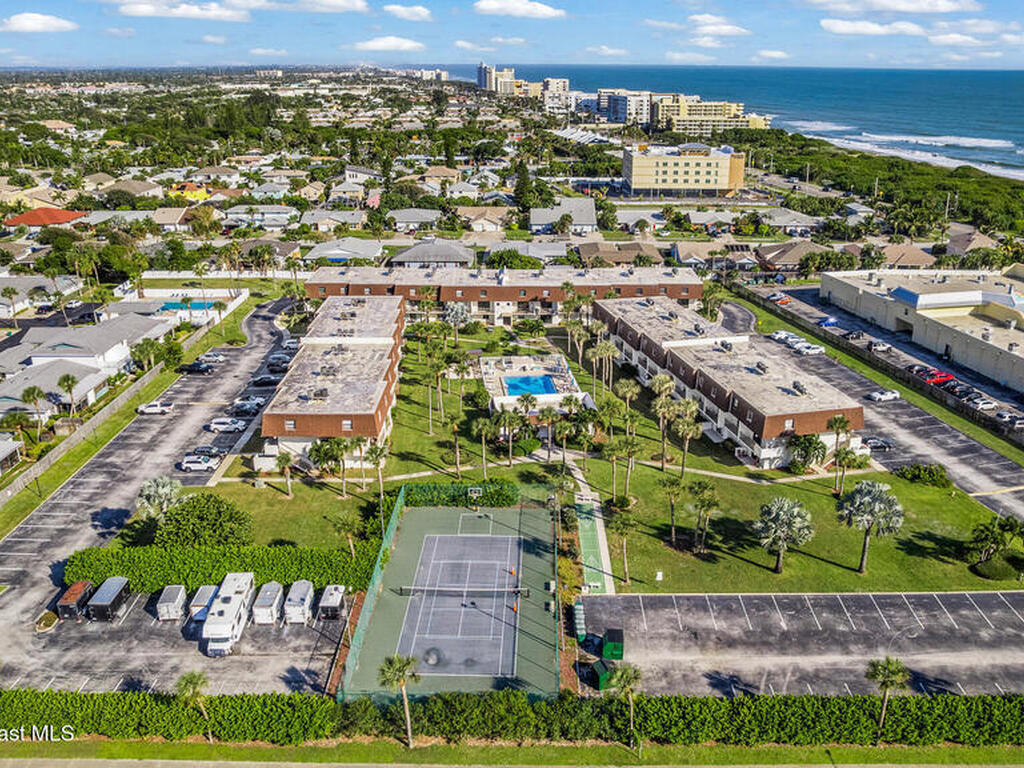 180 Paradise Boulevard, Indialantic, FL 32903