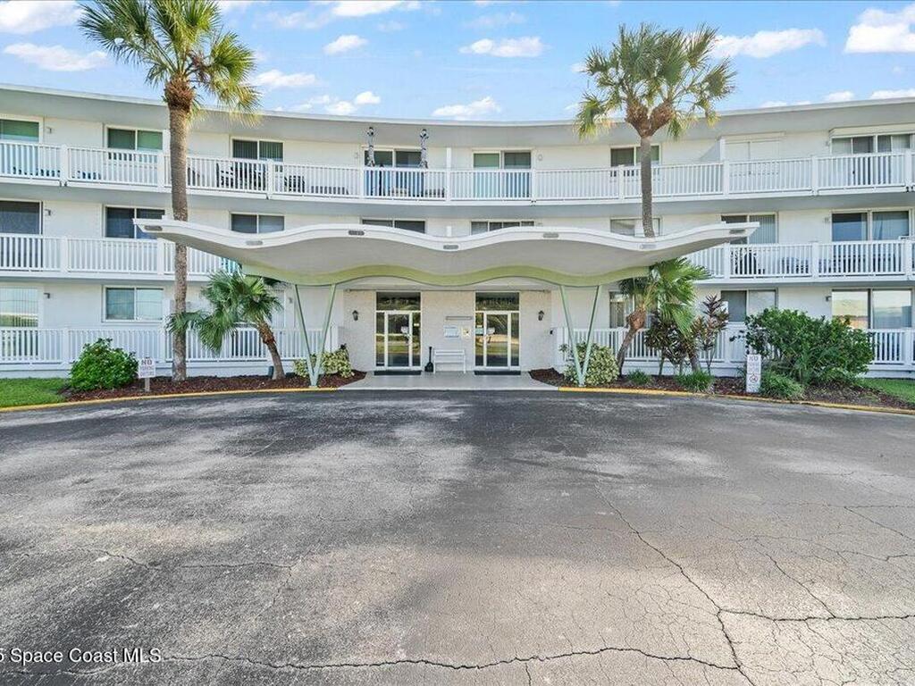3190 N Atlantic Avenue, Cocoa Beach, FL 32931