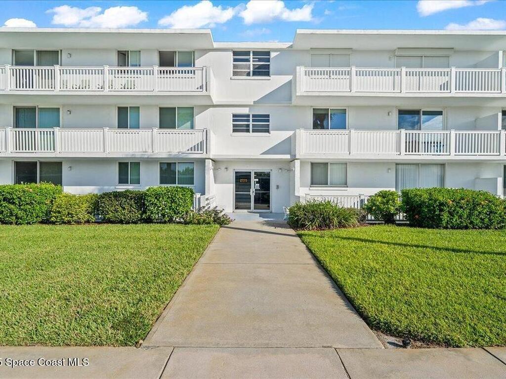 3190 N Atlantic Avenue, Cocoa Beach, FL 32931
