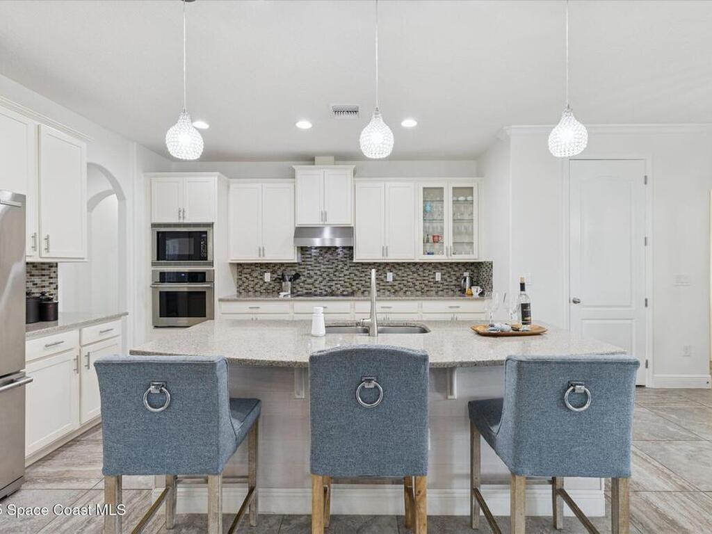 3343 Rushing Waters Drive, West Melbourne, FL 32904