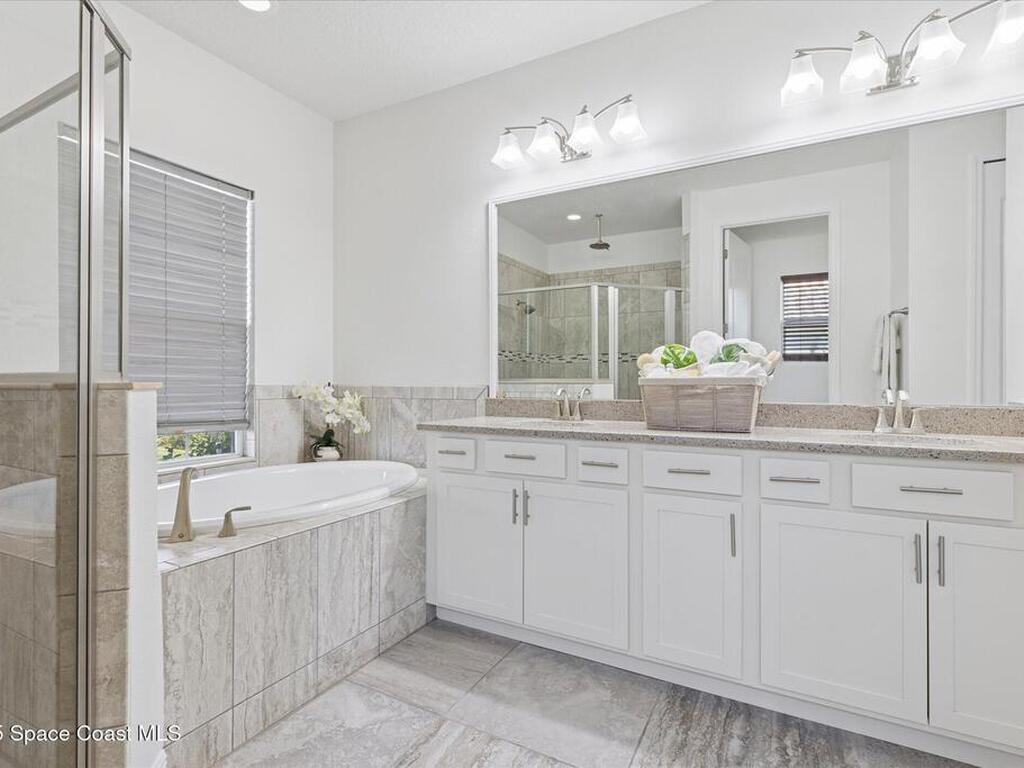 3343 Rushing Waters Drive, West Melbourne, FL 32904