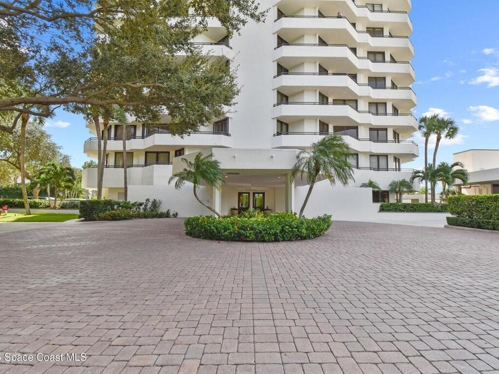 3322 Casseekey Island Road, Jupiter, FL 33458