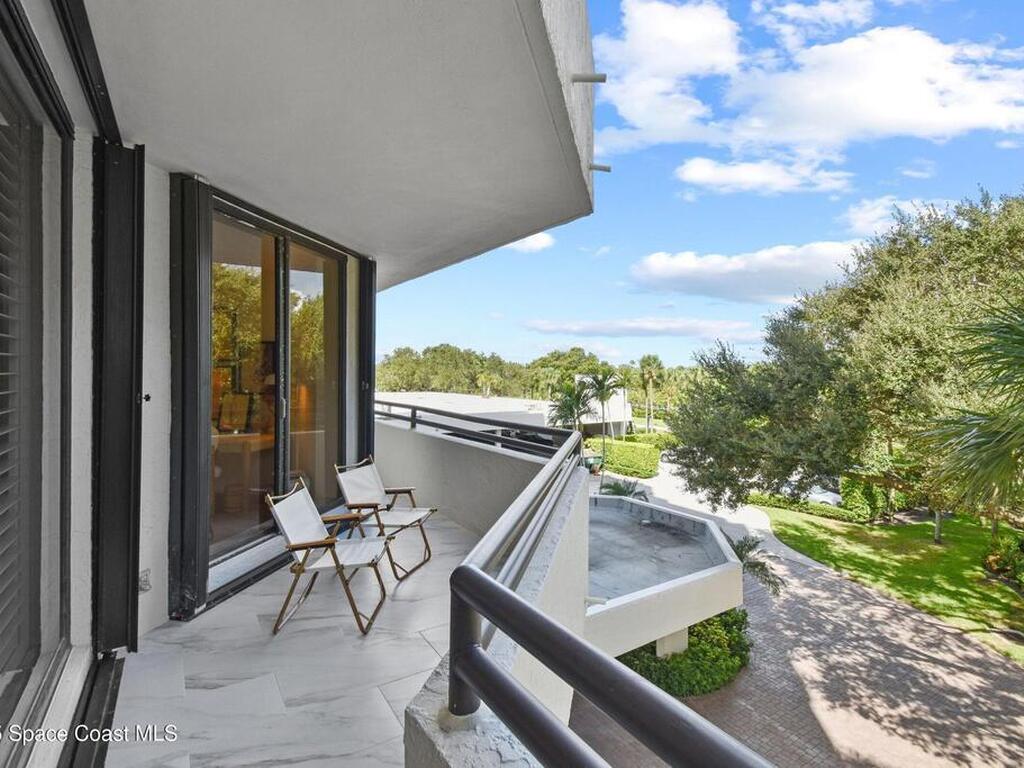 3322 Casseekey Island Road, Jupiter, FL 33458