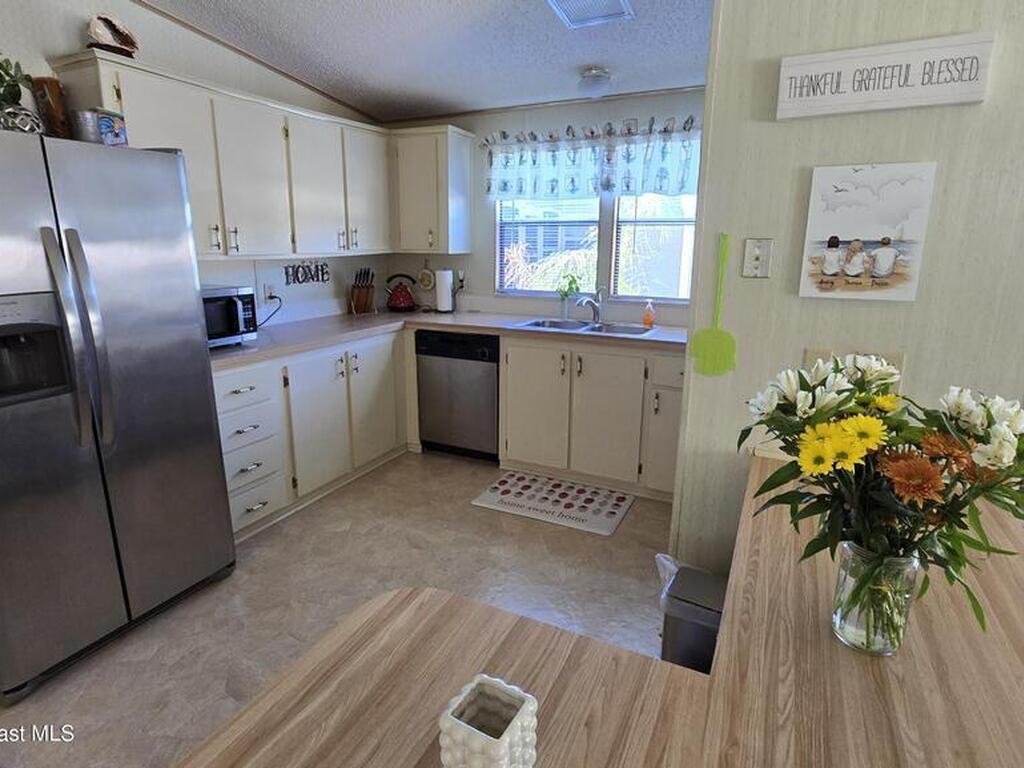 1350 Barefoot Circle, Barefoot Bay, FL 32976