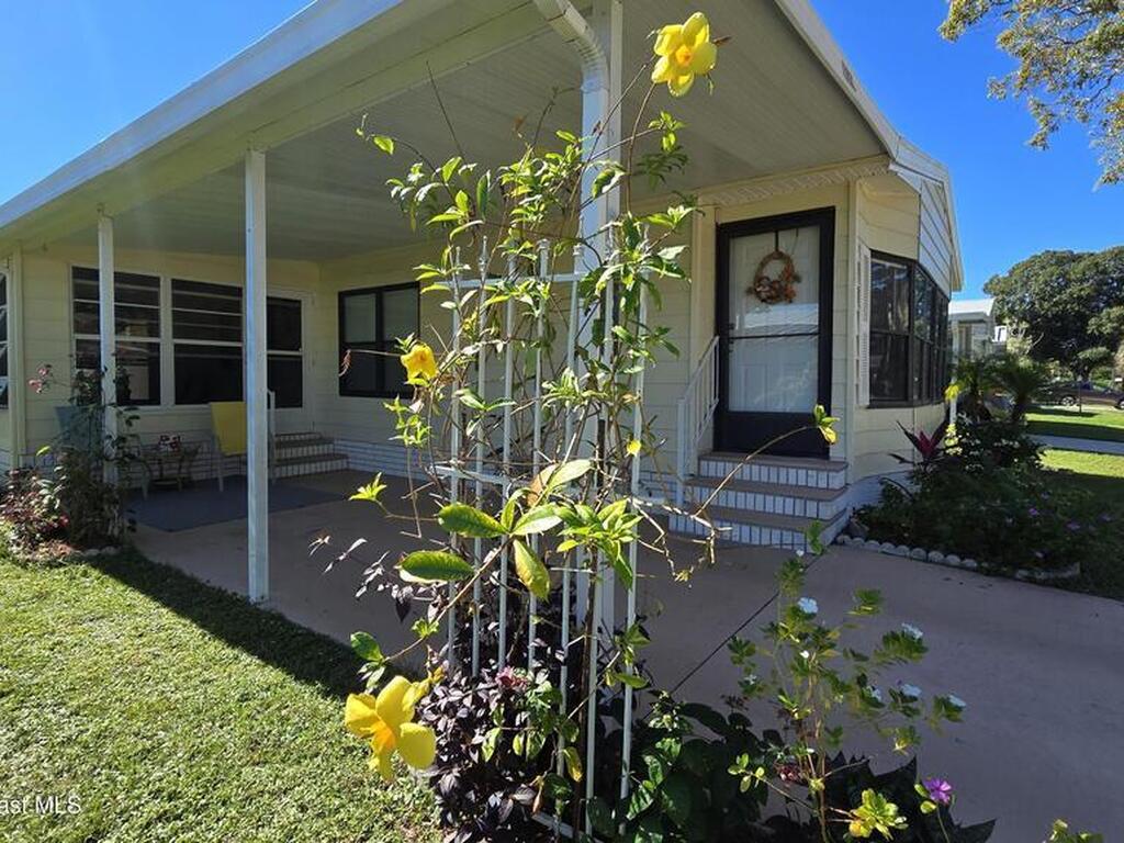 1350 Barefoot Circle, Barefoot Bay, FL 32976