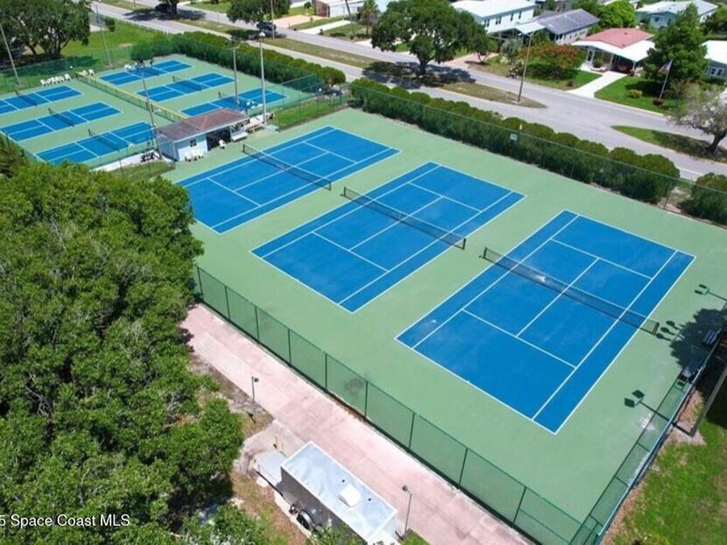 1350 Barefoot Circle, Barefoot Bay, FL 32976