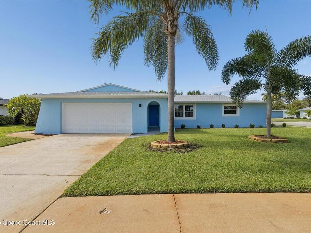 200 Bonnie Court, Satellite Beach, FL 32937