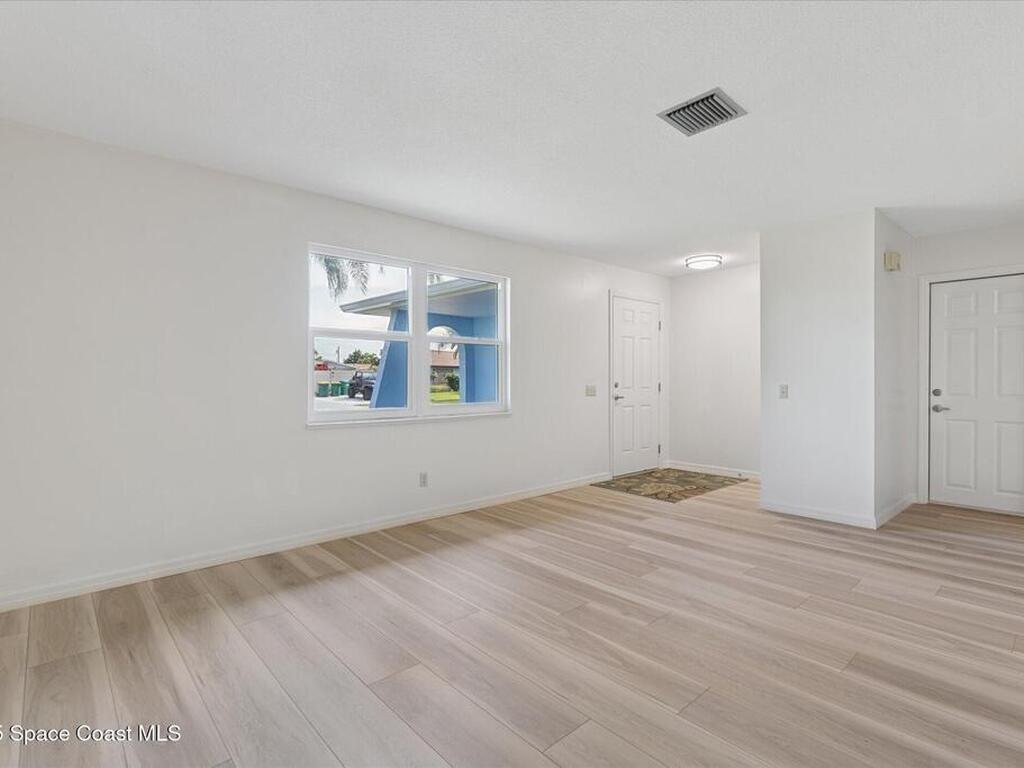 200 Bonnie Court, Satellite Beach, FL 32937