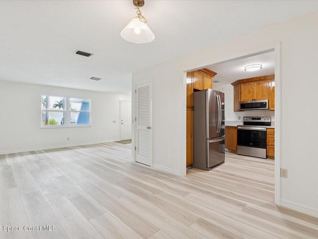 200 Bonnie Court, Satellite Beach, FL 32937