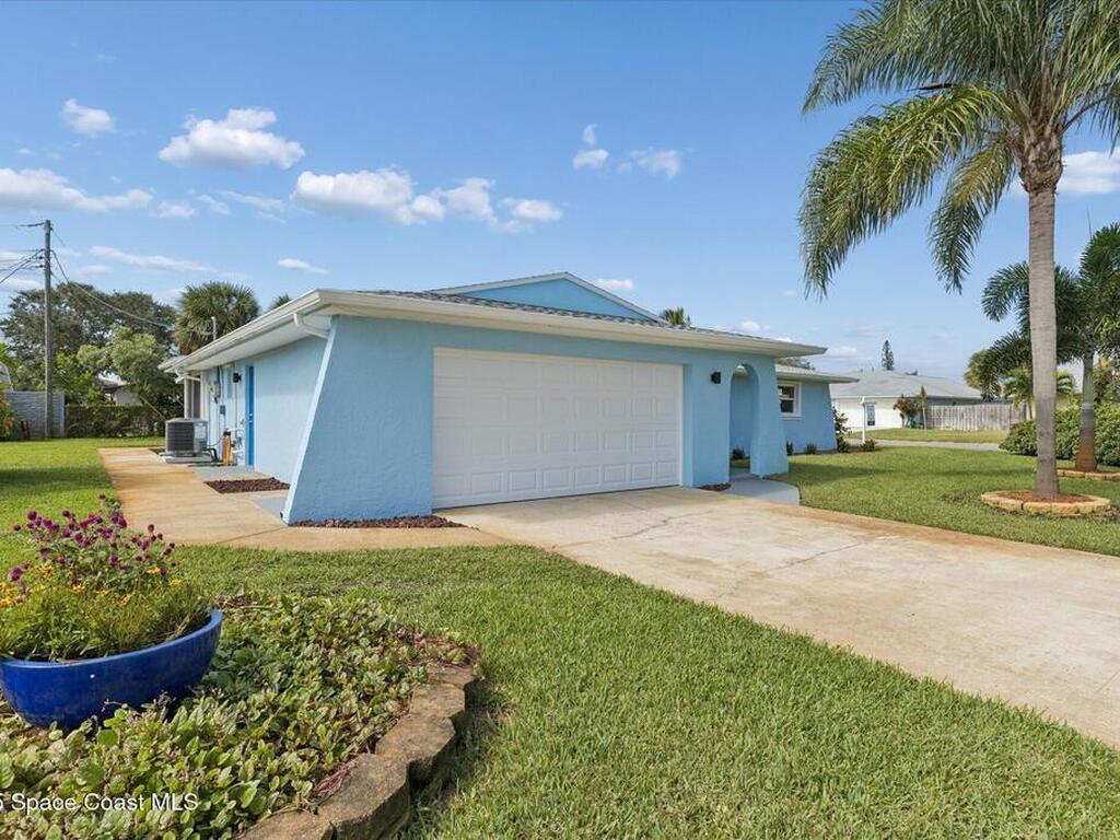 200 Bonnie Court, Satellite Beach, FL 32937