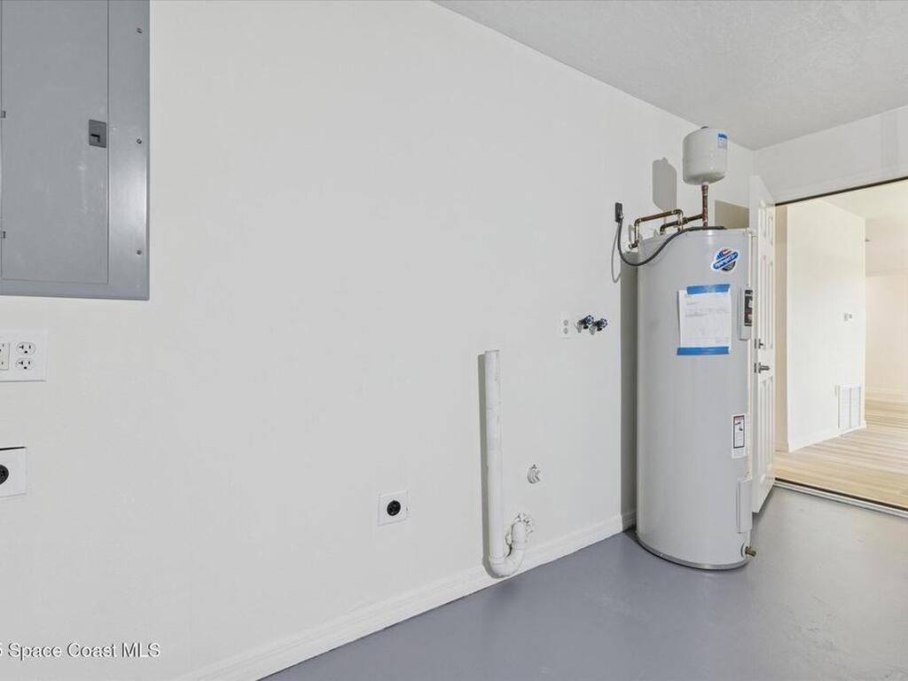 200 Bonnie Court, Satellite Beach, FL 32937